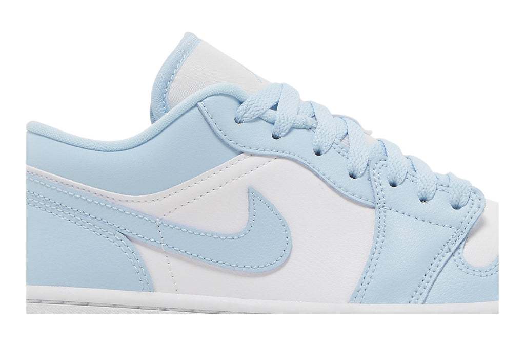 Retro 1 Low Sneakers — Ice Blue — DC0774-141