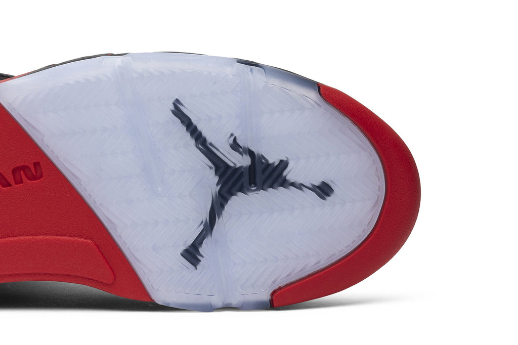 Retro 5 Sneakers — Satin Bred — 136027-006