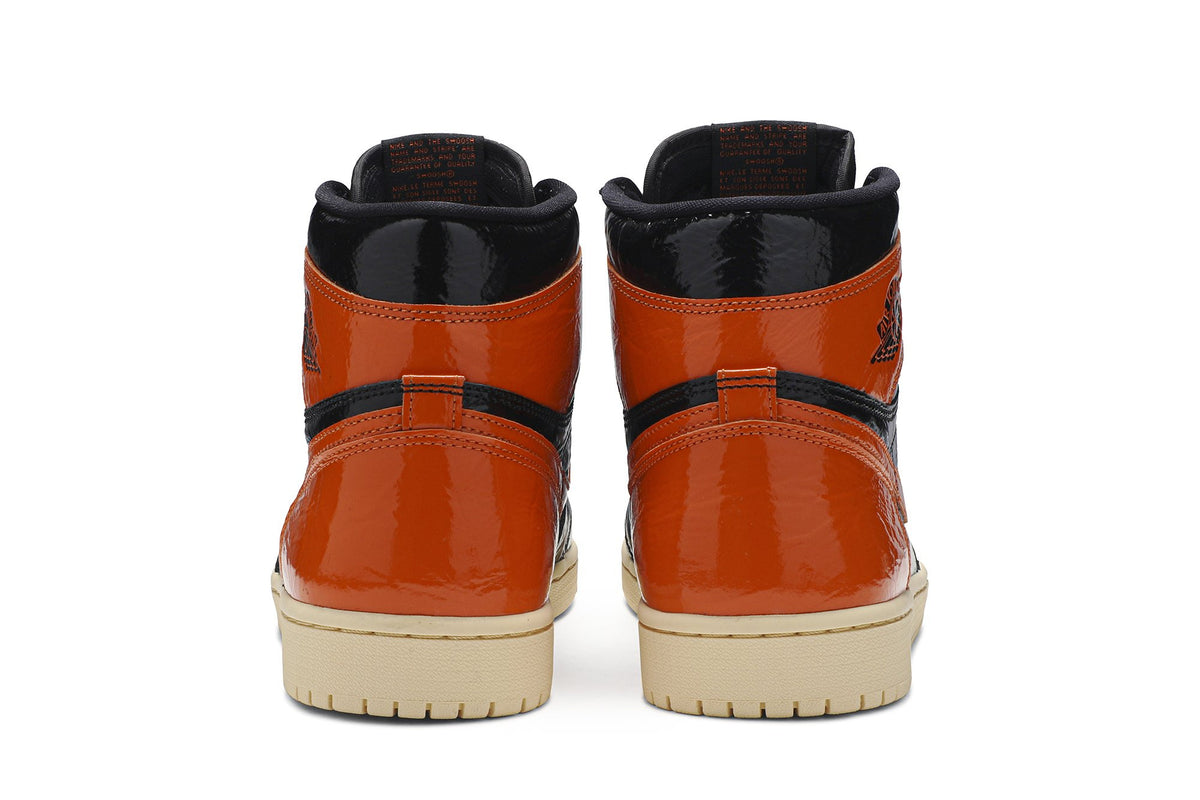Retro 1 High OG Sneakers — Shattered Backboard 3.0 — 555088-028