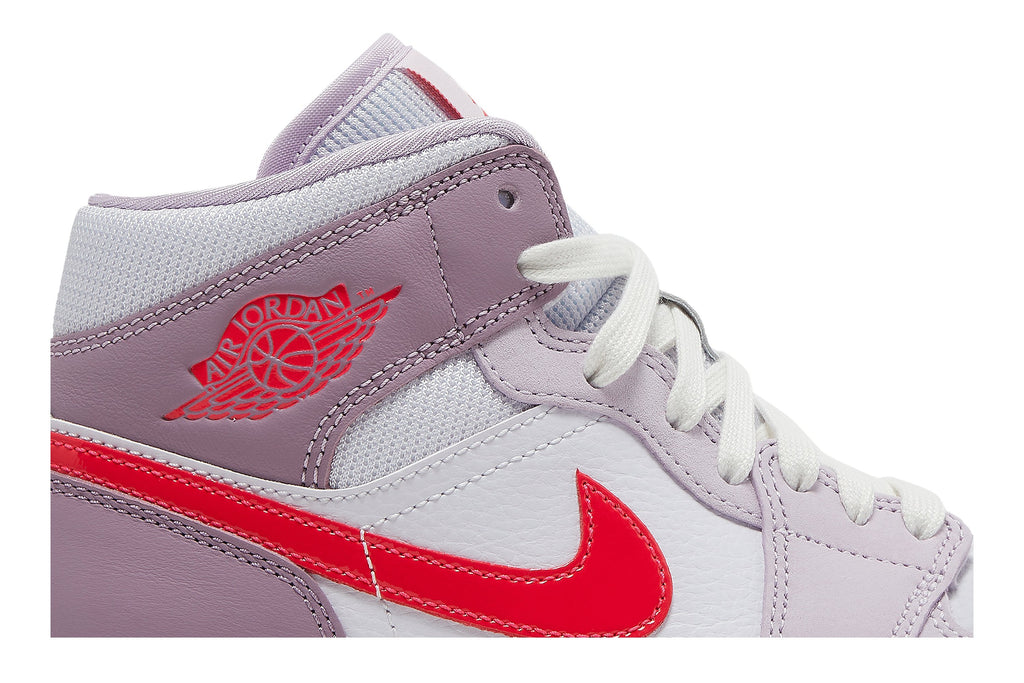 Retro 1 Mid Sneakers — Valentine — DR0174-500