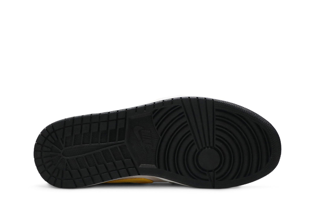 Retro 1 Low Sneakers — Orewood Brown — CK3022-107