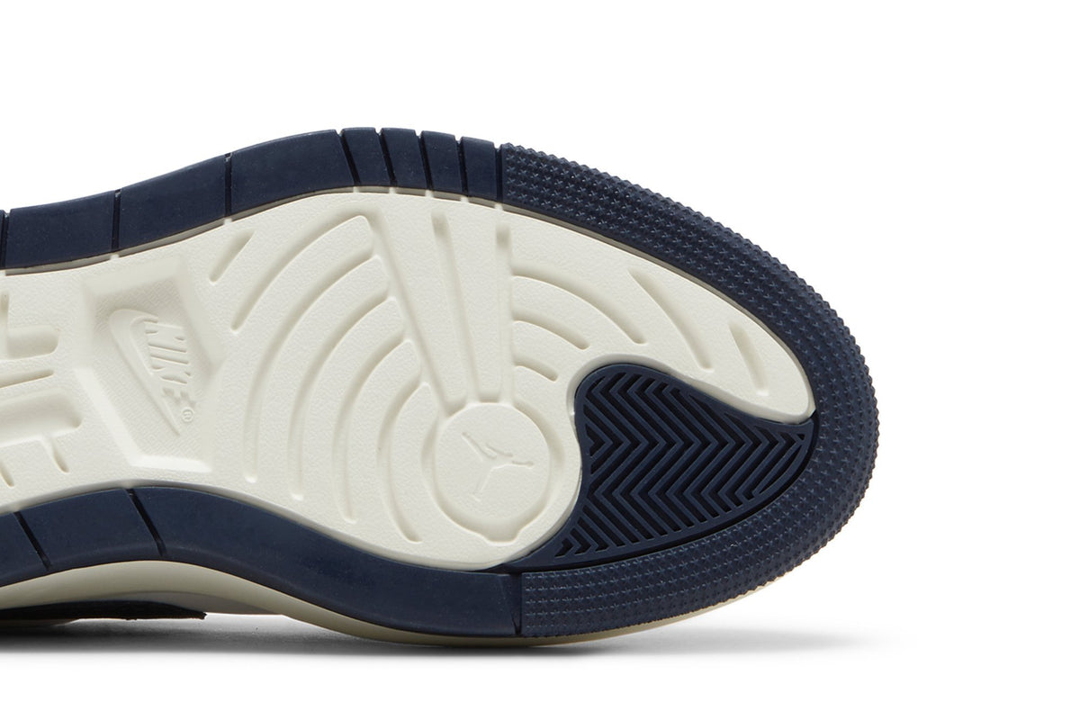 Retro 1 Elevate Low Sneakers — Midnight Navy — DH7004-141