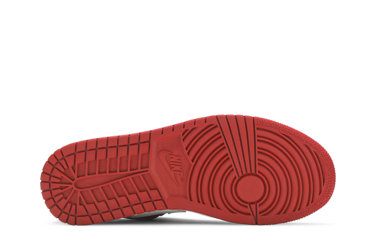 Retro 1 Low Sneakers — Gym Red Black — DC0774-016