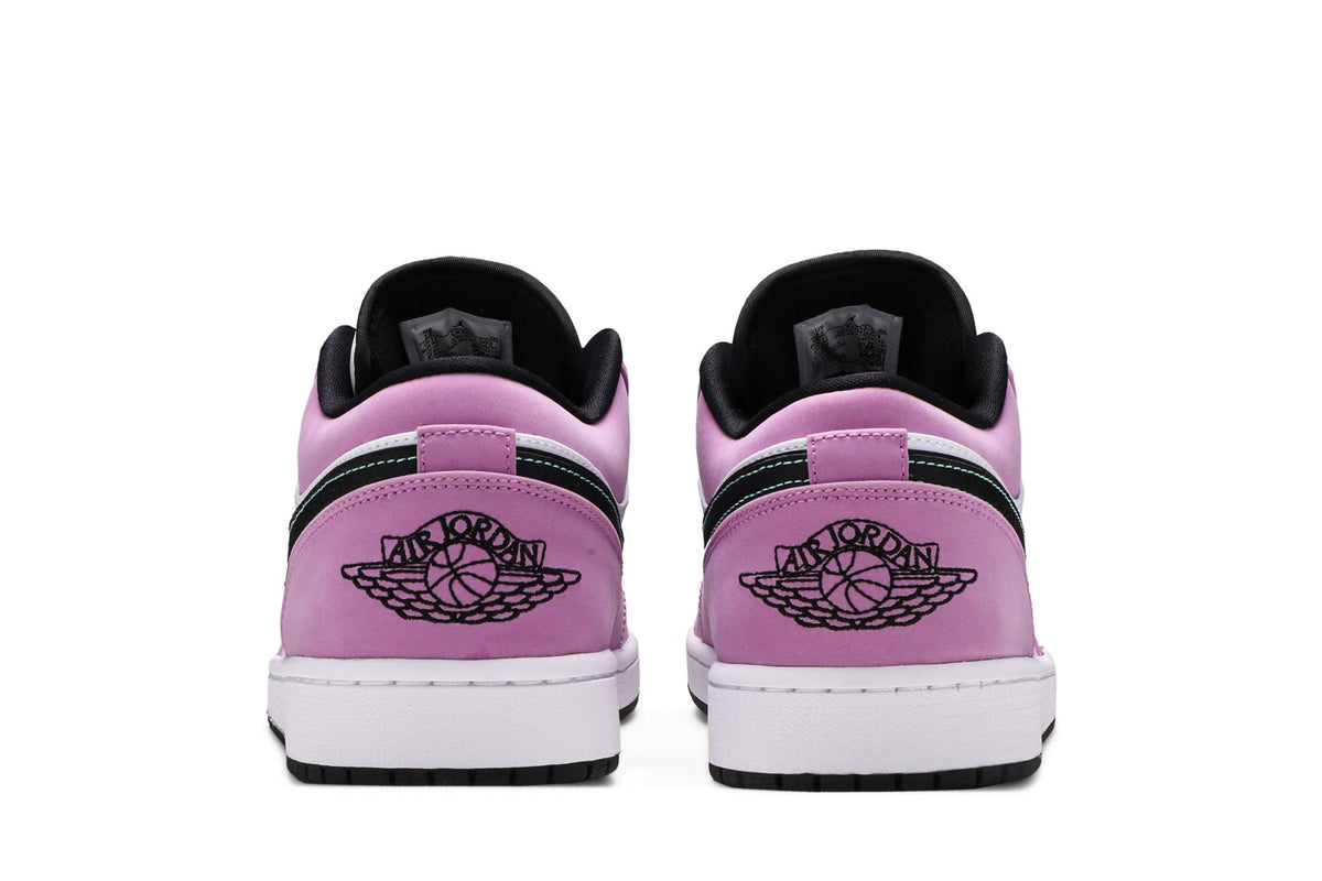 Retro 1 Low SE Sneakers — Violet Shock — CK3022-503