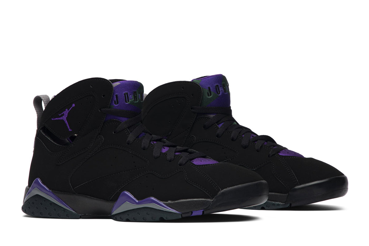 Retro 7 Sneakers — Ray Allen — 304775-053