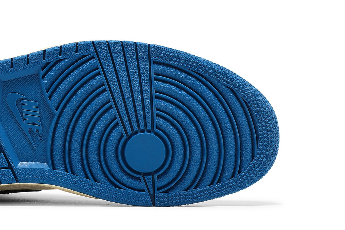 Fragment Design Collaboration — Retro 1 High Sneakers — Classic Colorway — DH3227-105