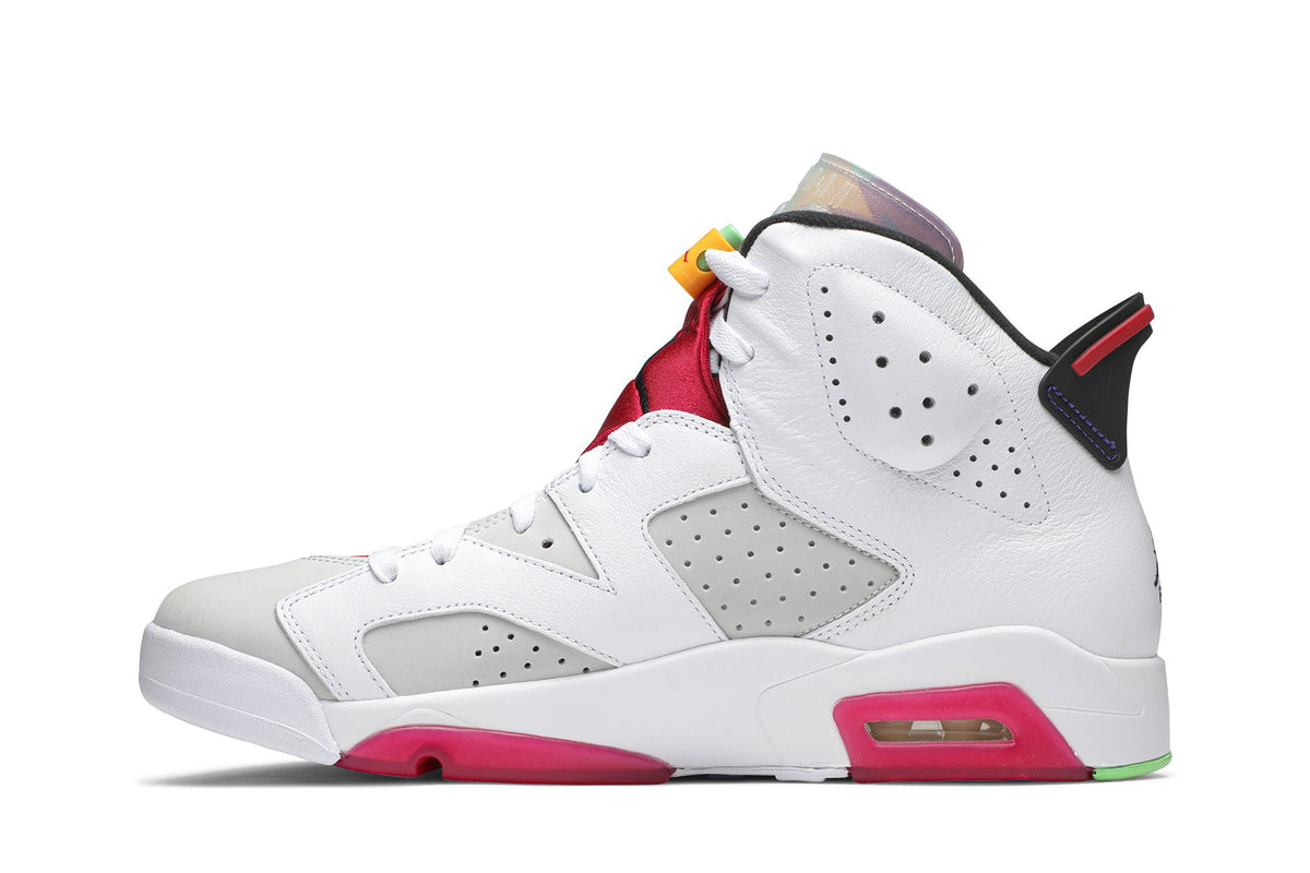 Retro 6 Sneakers — Hare — CT8529-062