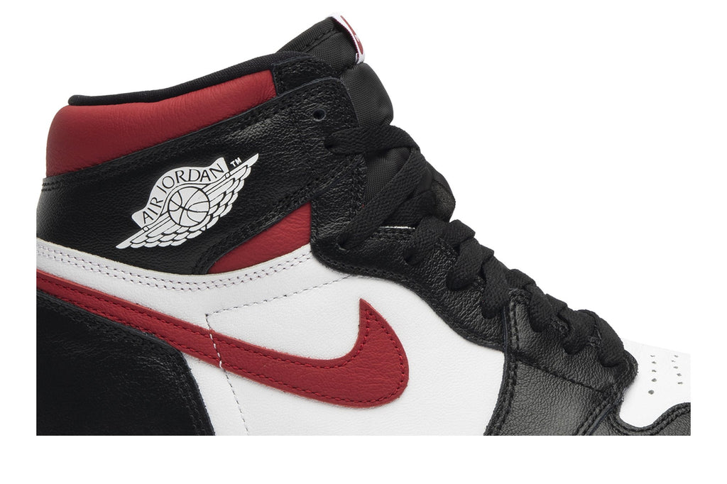 Retro 1 High OG Sneakers — Gym Red — 555088-061