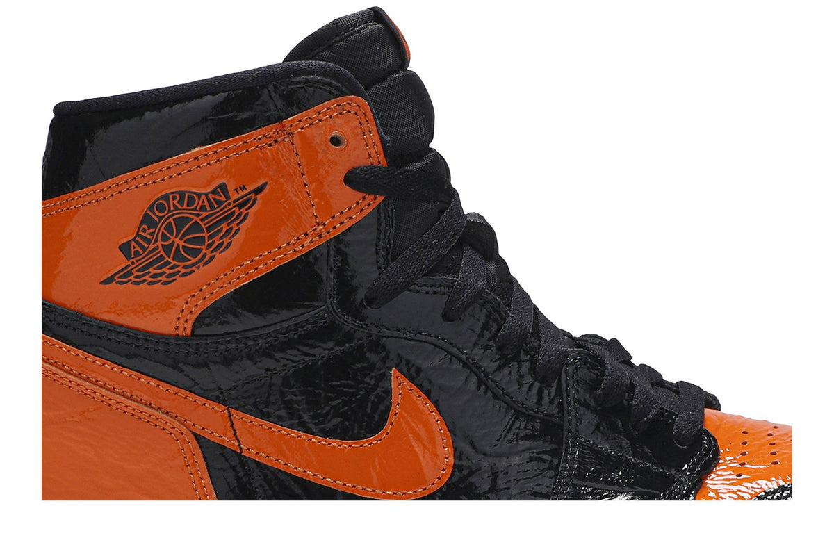 Retro 1 High OG Sneakers — Shattered Backboard 3.0 — 555088-028
