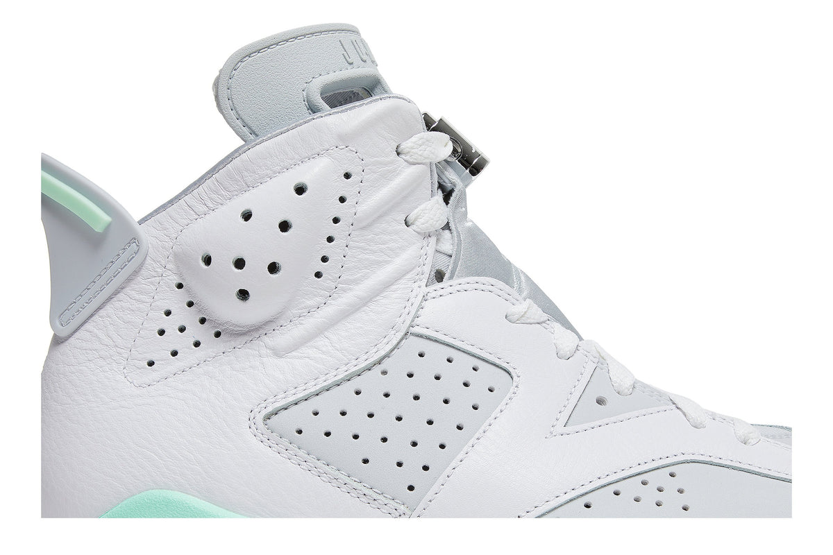 Retro 6 Sneakers — Mint Foam — DQ4914-103