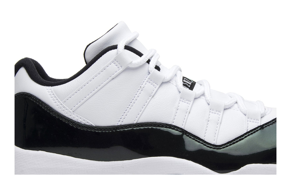 Retro 11 Low Sneakers — Emerald — 528895-145
