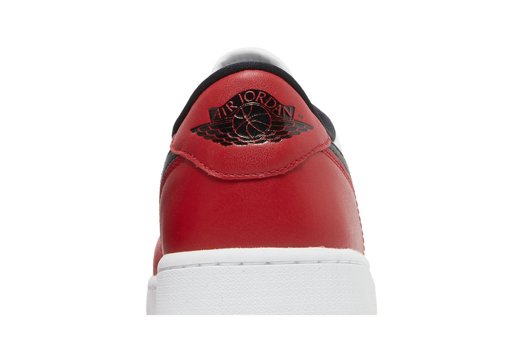 Retro 1 Low Golf Shoes — Chicago — DD9315-600