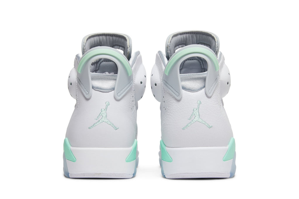 Retro 6 Sneakers — Mint Foam — DQ4914-103