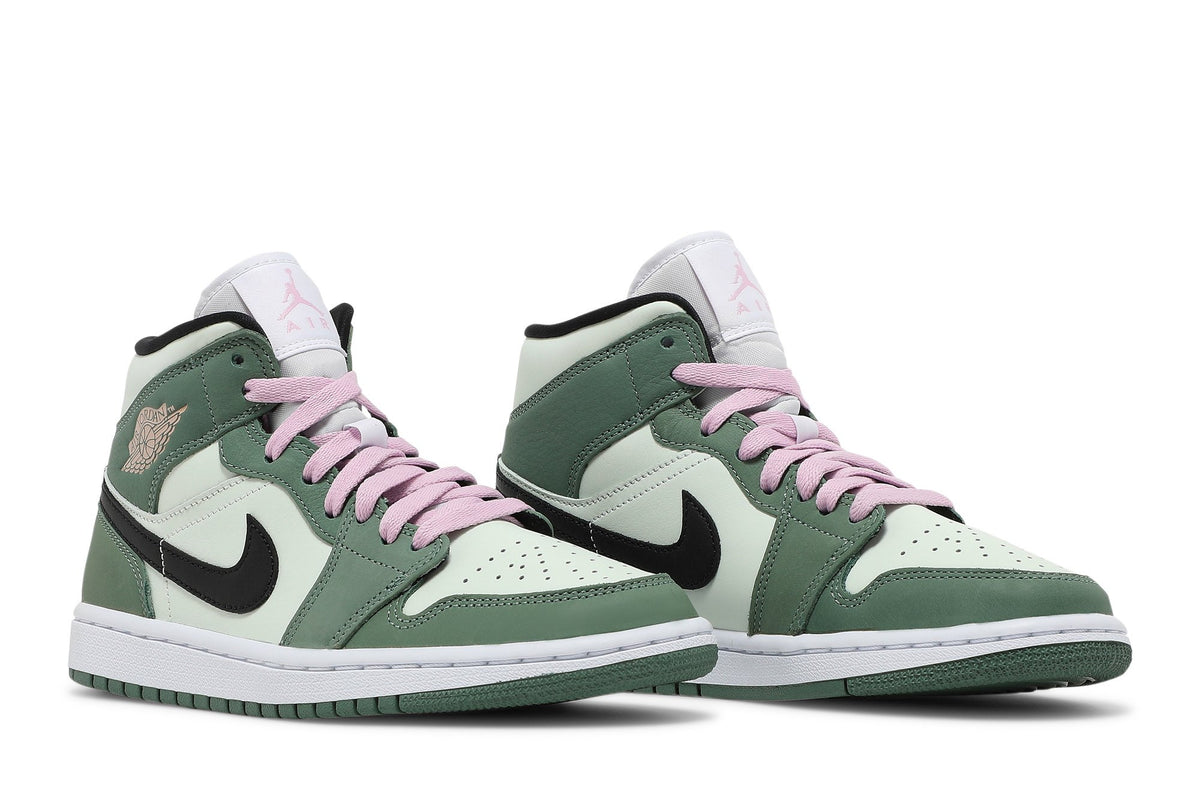 Retro 1 Mid SE Sneakers — Dutch Green — CZ0774-300