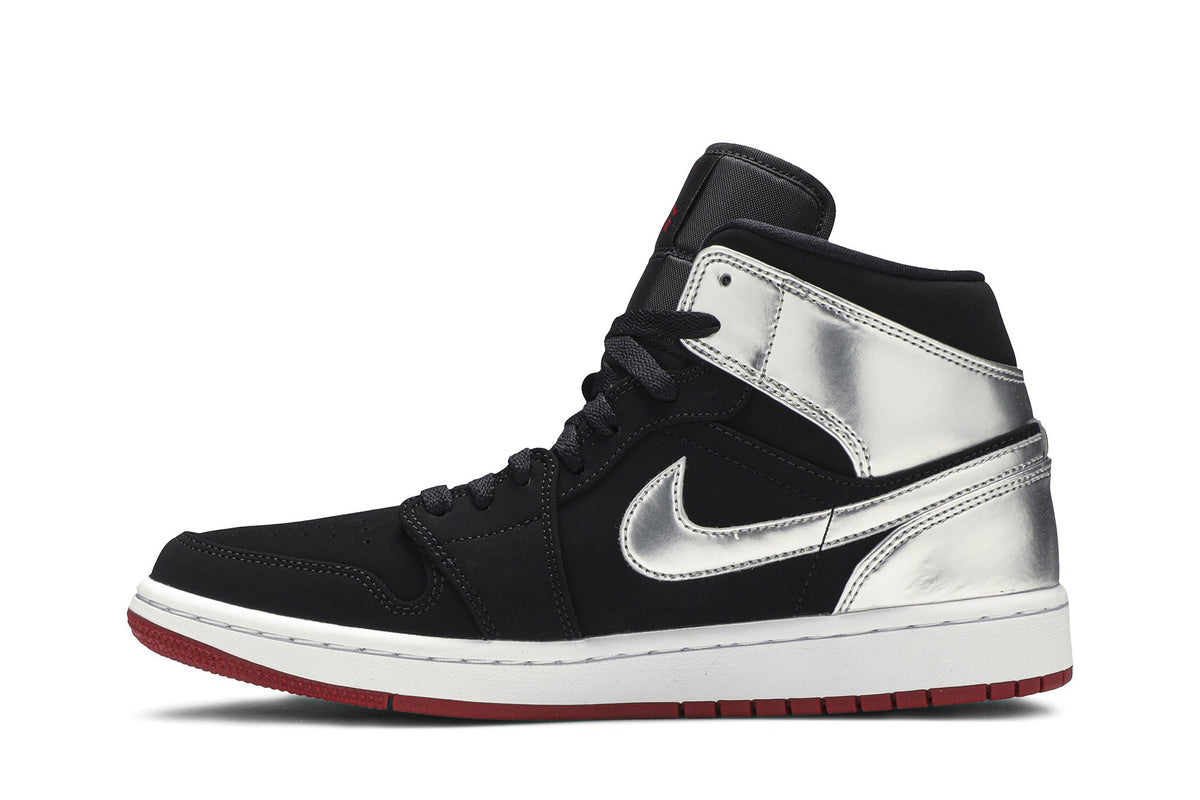 Retro 1 Mid Sneakers — Johnny Kilroy — 554724-057