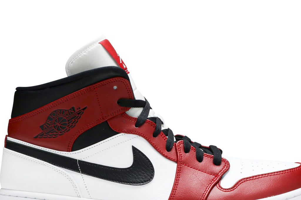 Retro 1 Mid Sneakers — Chicago — 554724-173