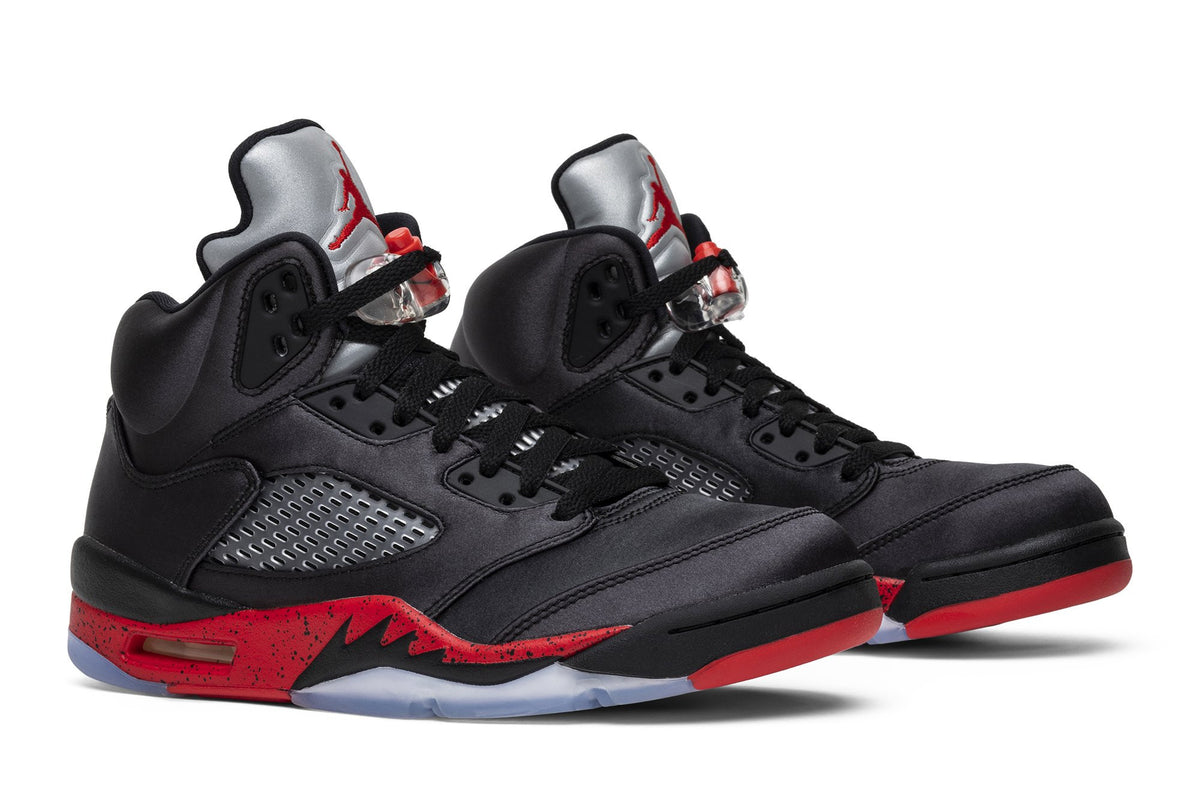 Retro 5 Sneakers — Satin Bred — 136027-006