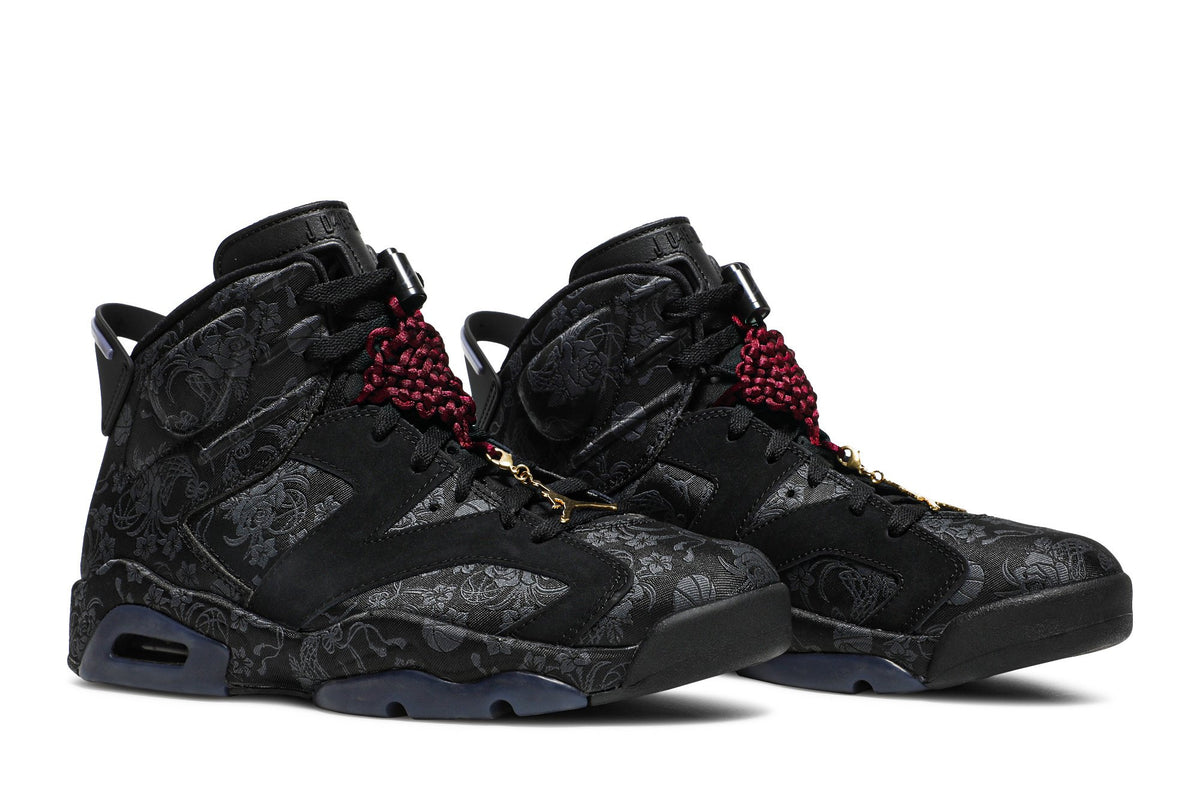 Retro 6 Sneakers — Singles Day — DB9818-001