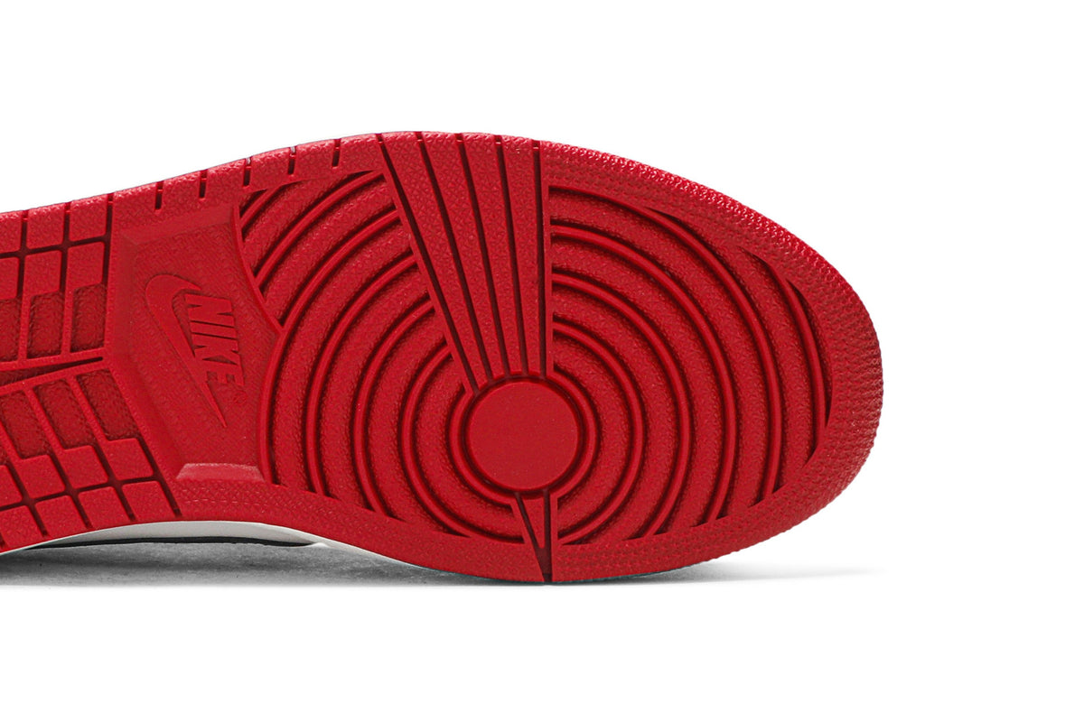 Retro 1 Low OG Sneakers — Chicago — 705329-600