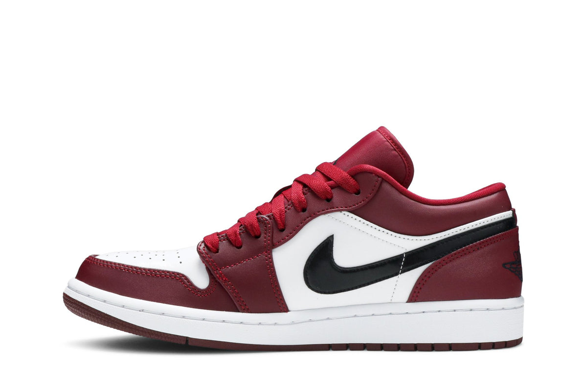 Retro 1 Low Sneakers — Noble Red — 553558-604