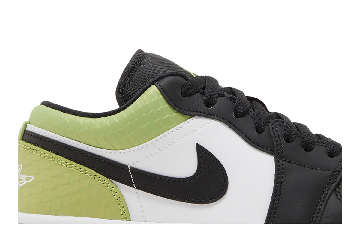 Retro 1 Low SE Sneakers — Vivid Green Snakeskin — DX4446-301