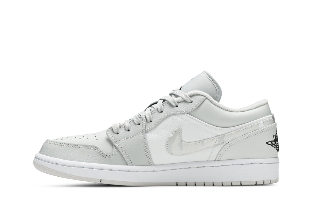 Retro 1 Low Sneakers — White Camo — DC9036-100