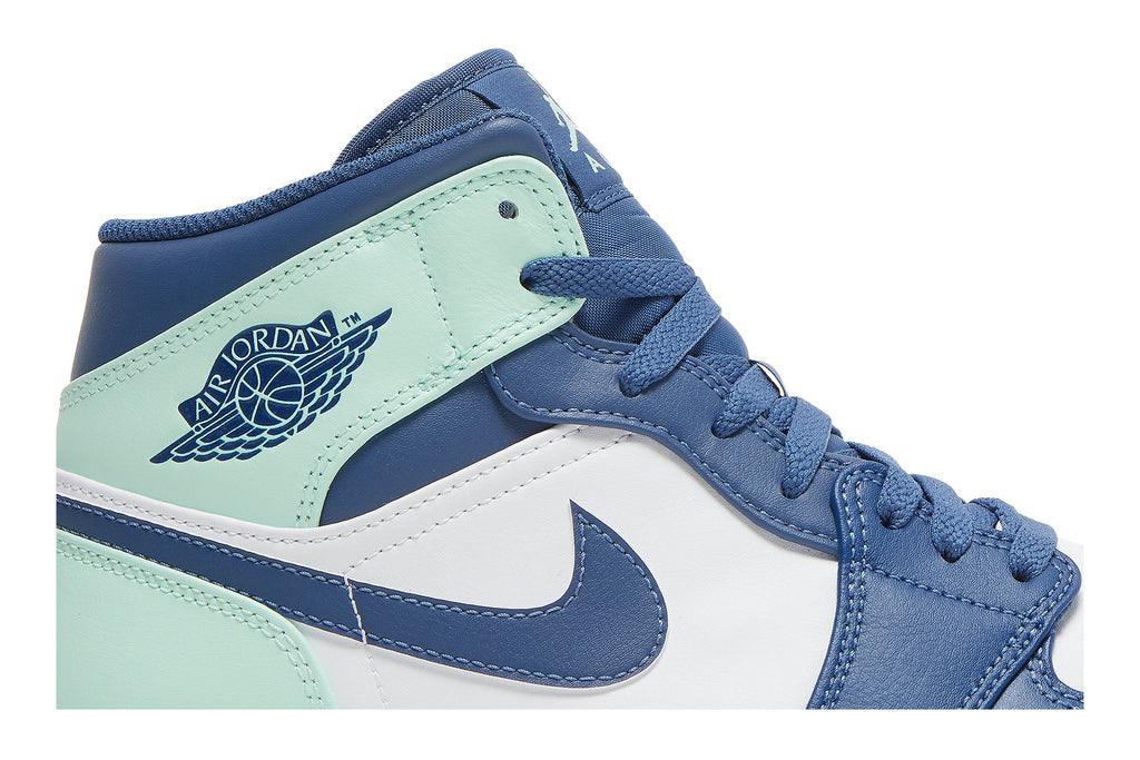 Retro 1 Mid Sneakers — Blue Mint — 554724-413