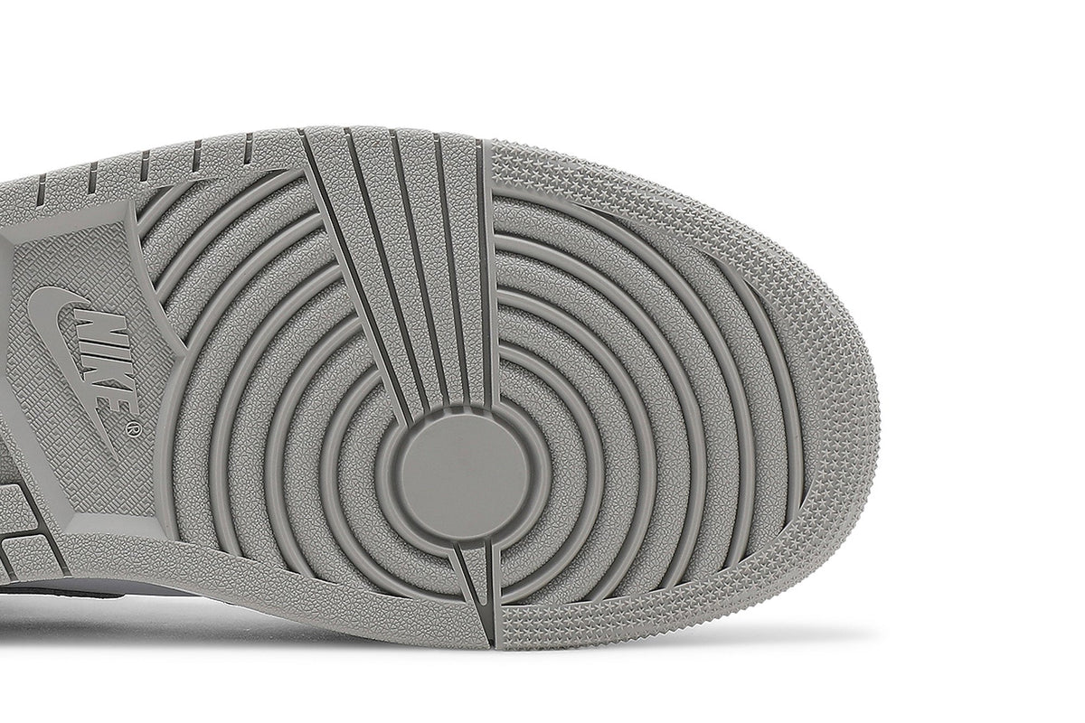 Retro 1 Mid Sneakers — College Grey — 554724-082