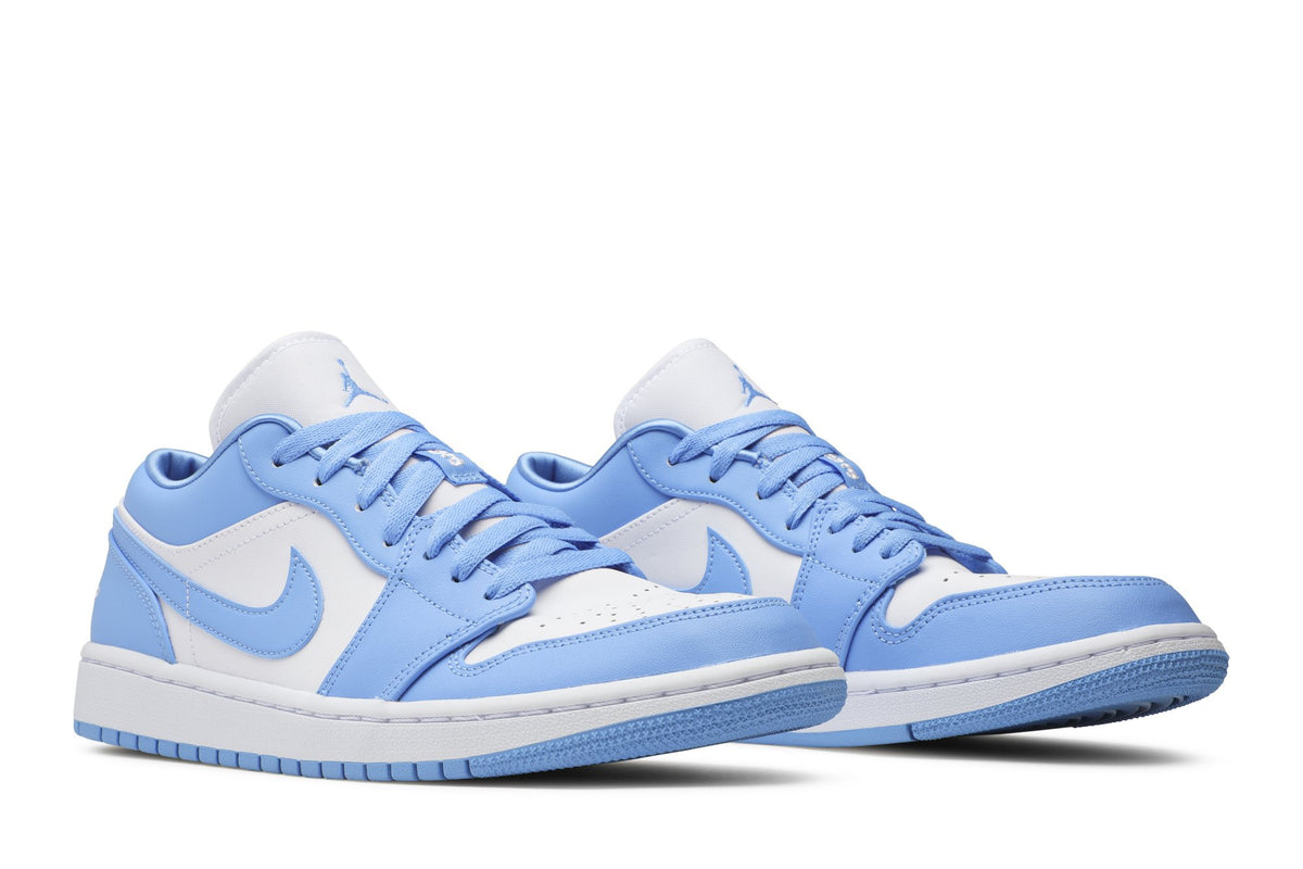 Retro 1 Low Sneakers — UNC — AO9944-441