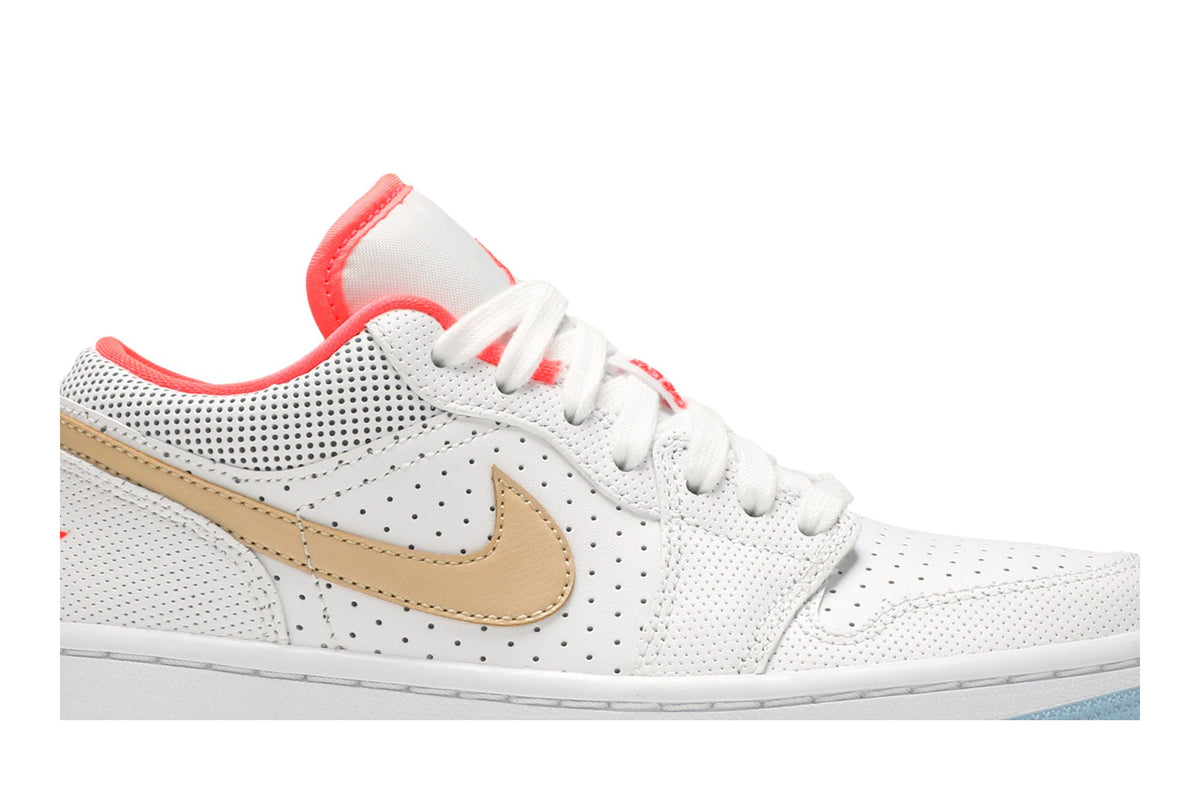 Retro 1 Low SE Sneakers — White Sesame — DC9509-100