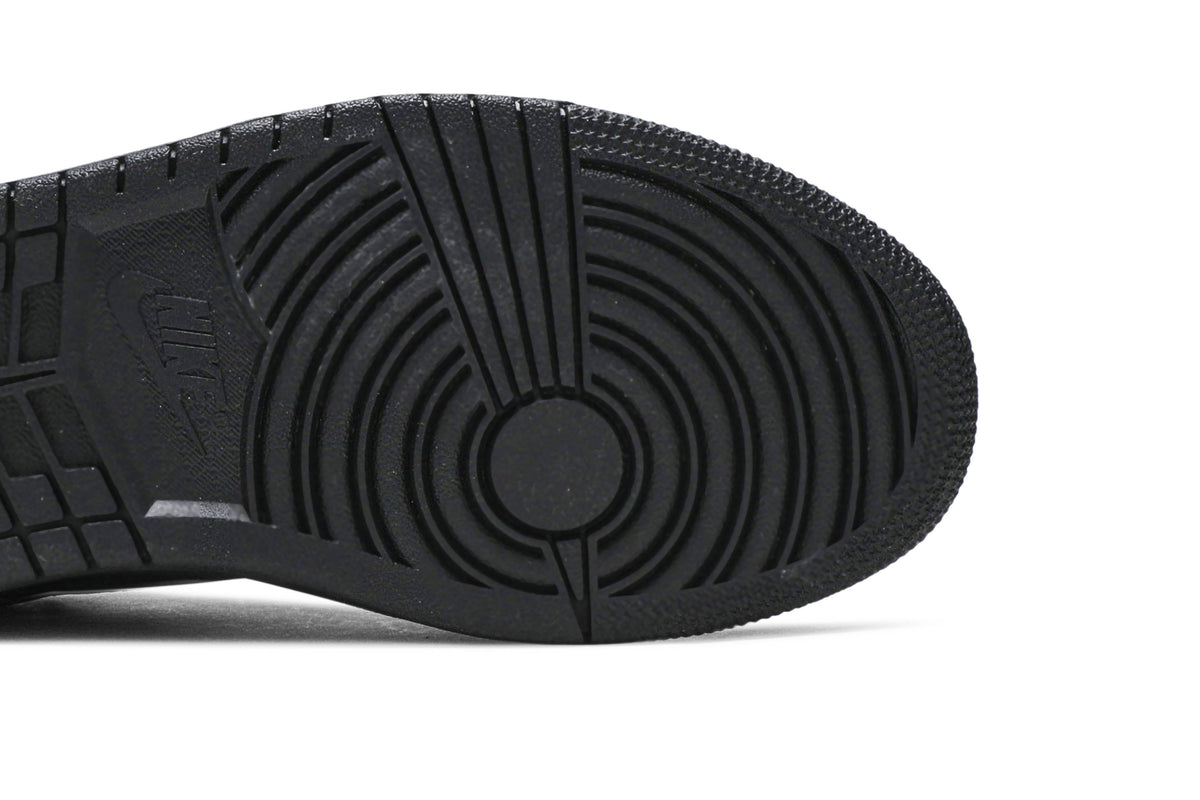 Retro 1 Low Sneakers — Triple Black — 553558-056