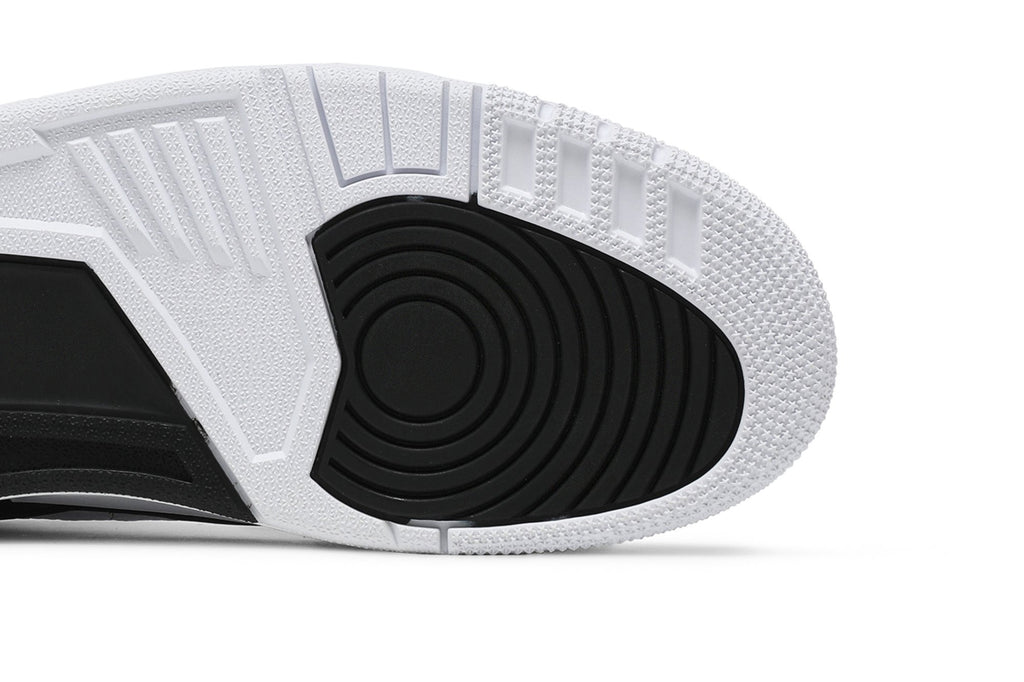 Fragment Design Collaboration — Retro 3 SP Sneakers — White — DA3595-100