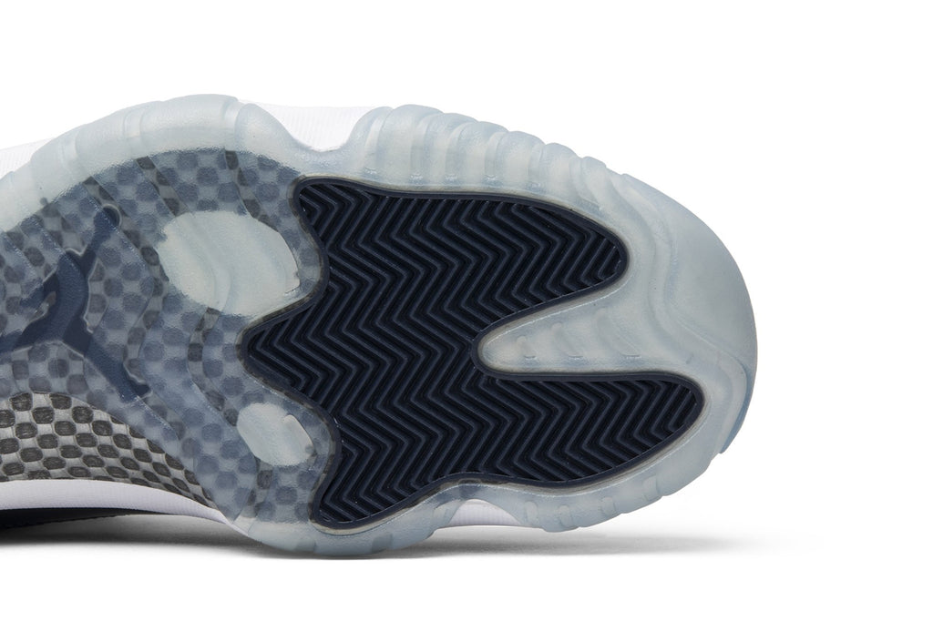 Retro 11 Low Sneakers — Georgetown — 528895-007