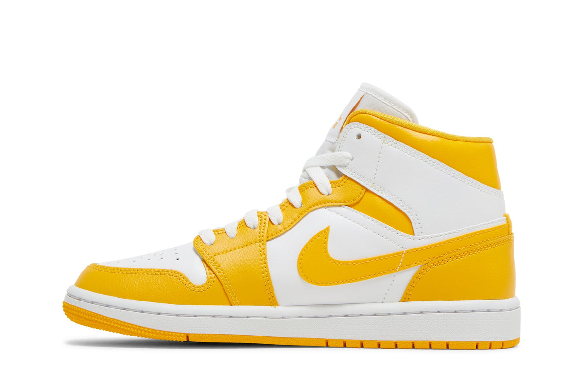 Retro 1 Mid Sneakers — University Gold — BQ6472-117