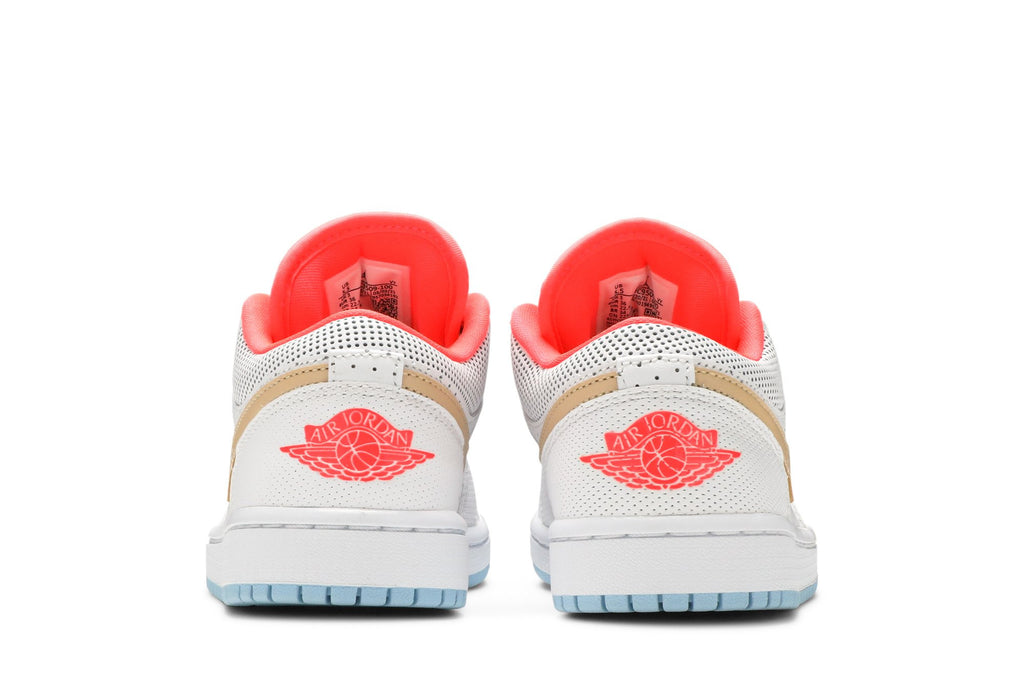 Retro 1 Low SE Sneakers — White Sesame — DC9509-100