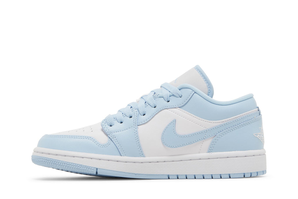 Retro 1 Low Sneakers — Ice Blue — DC0774-141
