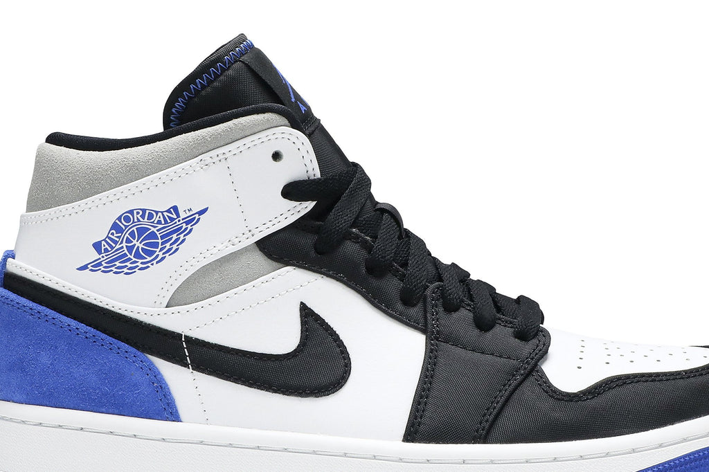 Retro 1 Mid SE Sneakers — Royal Black Toe — 852542-102