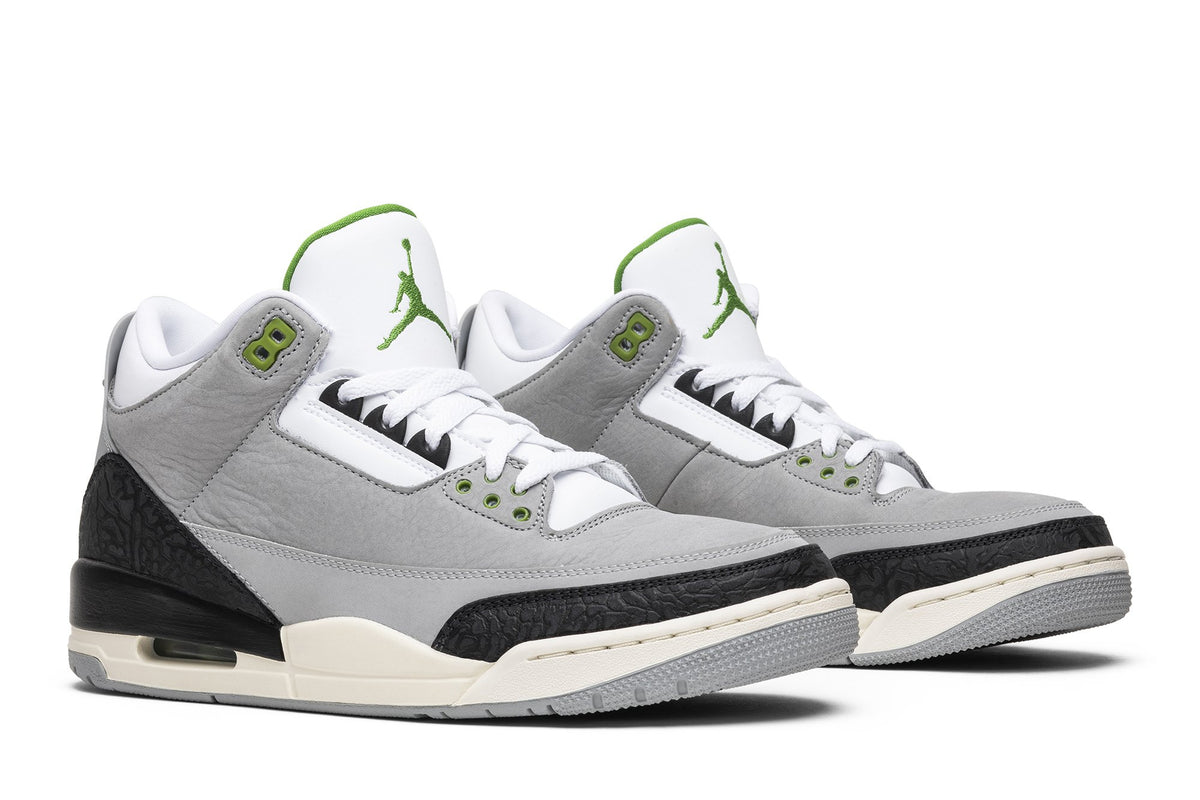 Retro 3 Sneakers — Chlorophyll — 136064-006