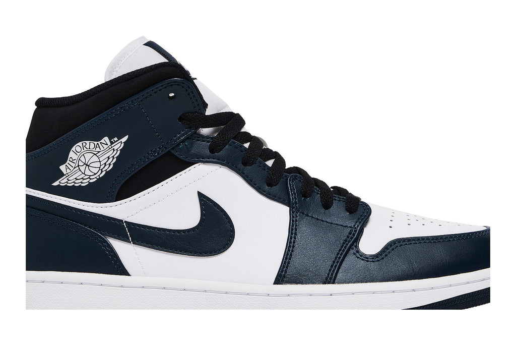 Retro 1 Mid Sneakers — Armory Navy — 554724-411