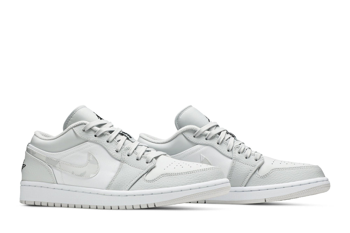 Retro 1 Low Sneakers — White Camo — DC9036-100