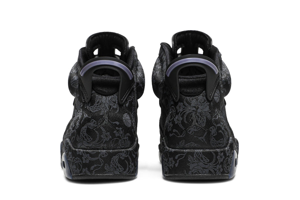 Retro 6 Sneakers — Singles Day — DB9818-001