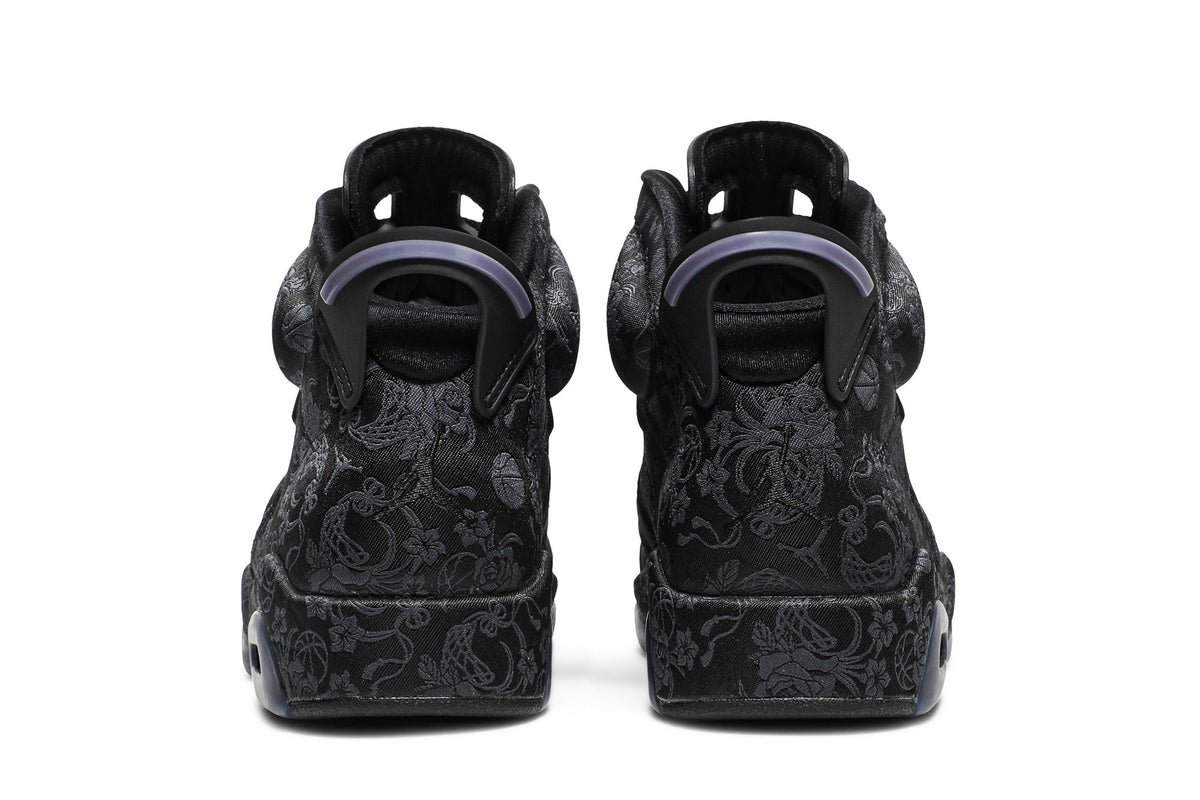 Retro 6 Sneakers — Singles Day — DB9818-001