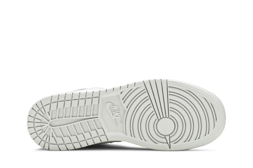Retro 1 Mid SE GS Sneakers — Swoosh Logo – Grey Camo — DD3235-100