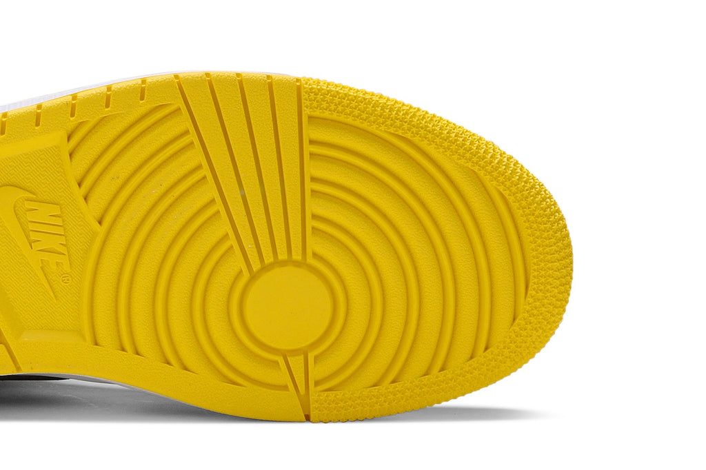 Retro 1 Mid SE Sneakers — Yellow Toe — 852542-071
