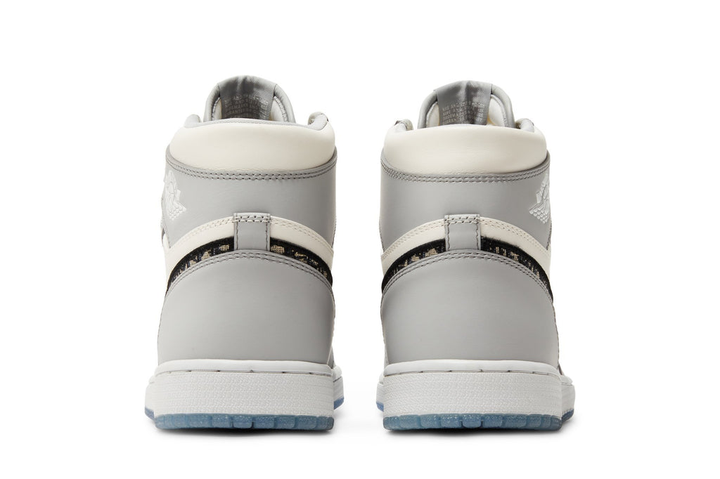 Dior Collaboration — Retro 1 High Sneakers — Classic Colorway — CN8607-002