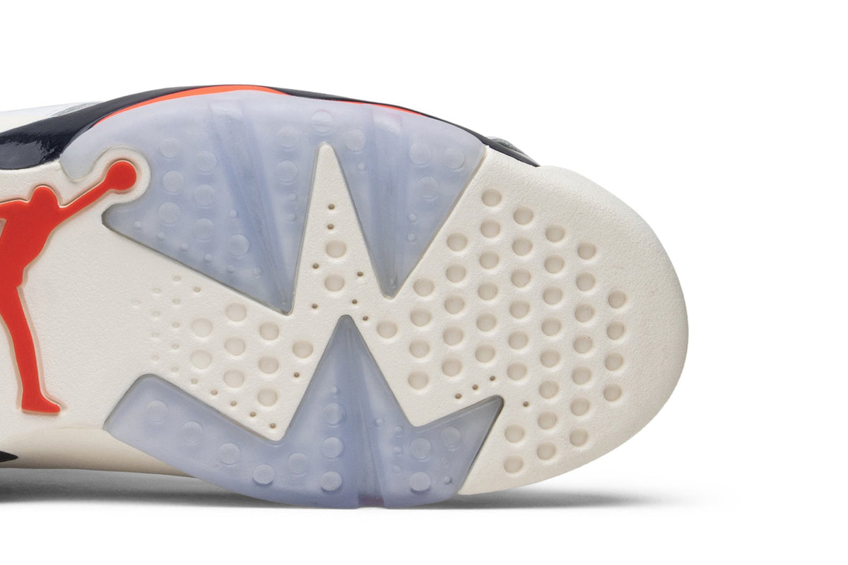 Retro 6 Sneakers — Tinker — 384664-104