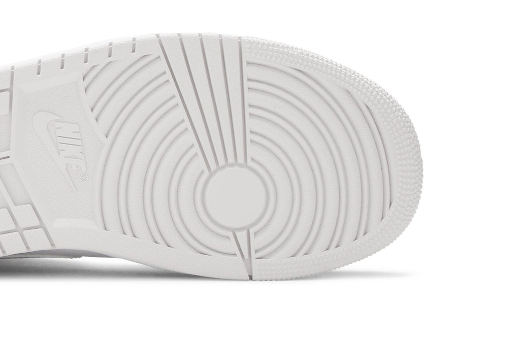 Retro 1 Mid Sneakers — Swoosh Logo – Grey Camo — DC9035-100