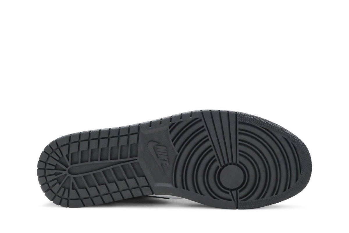 Retro 1 Mid Sneakers — Chicago Black Toe — 554724-069