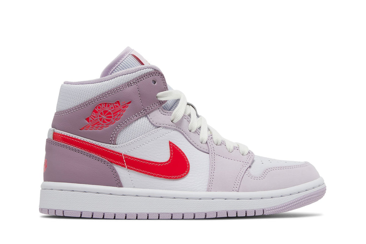 Retro 1 Mid Sneakers — Valentine — DR0174-500