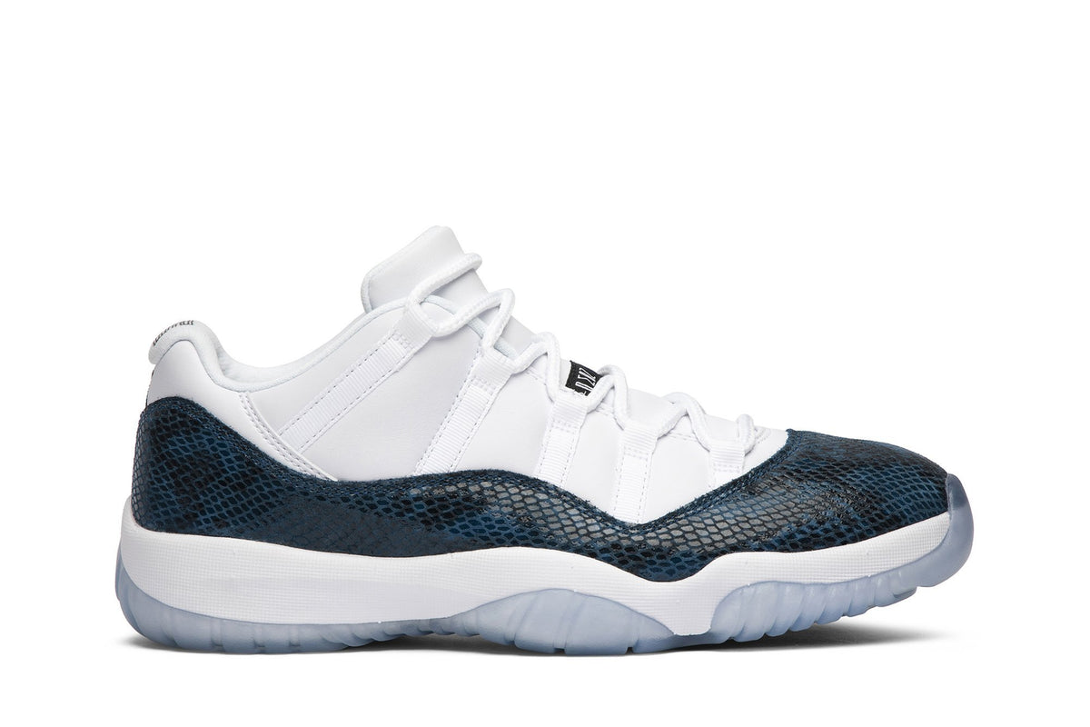 Retro 11 Low Sneakers — Navy Snakeskin — CD6846-102